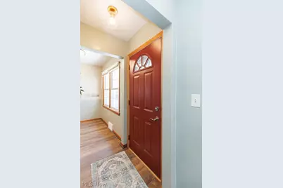 810 E Broad Street, Elyria, OH 44035 - Photo 20