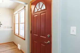 810 E Broad St, Elyria, OH 44035 - Photo 20