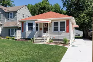 810 E Broad St, Elyria, OH 44035 - Photo 2