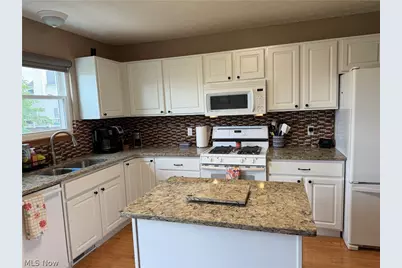 2281 Brittany Boulevard, Brunswick, OH 44212 - Photo 12