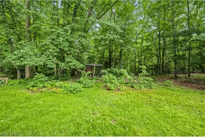 646 Palisades Drive, Akron, OH 44303 - Photo 36