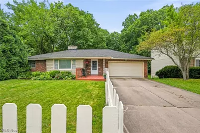 646 Palisades Drive, Akron, OH 44303 - Photo 1