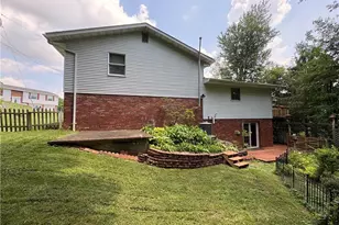 2 Franklin Dr (Brookside), Bridgeport, OH 43935 - Photo 4