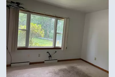 581 Fillmore Avenue, Akron, OH 44314 - Photo 6