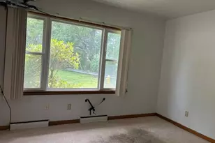 581 Fillmore Ave, Akron, OH 44314 - Photo 6