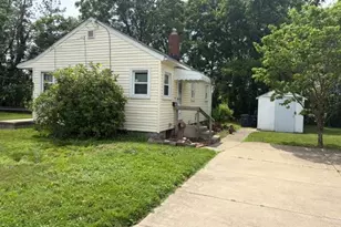 581 Fillmore Ave, Akron, OH 44314 - Photo 2