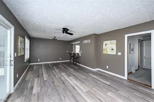 1699 Redwood Ave, Akron, OH 44301 - Photo 14