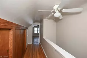 1699 Redwood Ave, Akron, OH 44301 - Photo 24