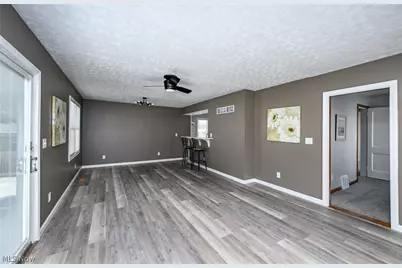 1699 Redwood Avenue, Akron, OH 44301 - Photo 14
