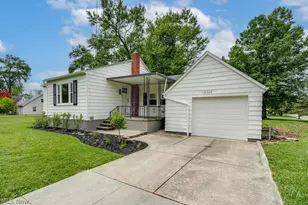 10306 Electric Blvd, Northfield Village, OH 44067 - Photo 2