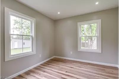 10306 Electric Boulevard, Northfield Village, OH 44067 - Photo 16