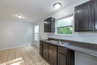 9323 Pratt Avenue, Loveland, OH 44105 - Photo 8