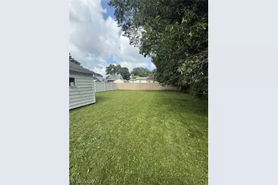 1880 Maurice Street, Cuyahoga Falls, OH 44221 - Photo 4