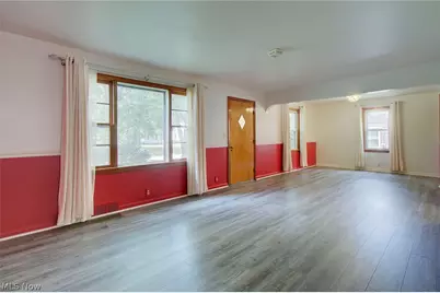 3041 33rd Street NE, Canton, OH 44705 - Photo 2