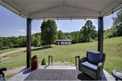 557 Beans Road SE, Sherrodsville, OH 44675 - Photo 4