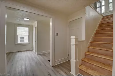 300 State Avenue NE, Massillon, OH 44646 - Photo 16