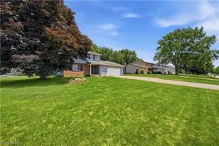 1749 Cove St NW, Uniontown, OH 44685 - Photo 48