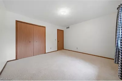 1749 Cove Street NW, Uniontown, OH 44685 - Photo 26