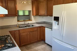 122 Clay St, Frazeysburg, OH 43822 - Photo 6