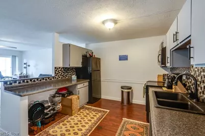 2331 E Market Street #102, Akron, OH 44312 - Photo 6