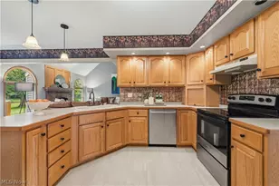 32336 Redwood Blvd, Avon Lake, OH 44012 - Photo 16
