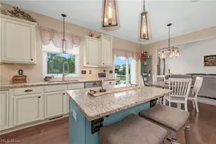 23201 Lakeridge Way, Columbia Station, OH 44028 - Photo 10