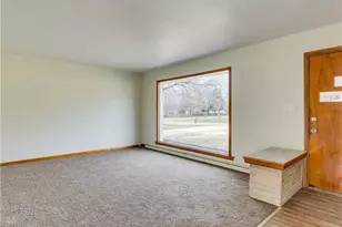 2038 Bigelow St, Akron, OH 44314 - Photo 6