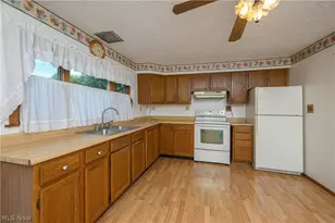 7660 Akron Ave NW, Canal Fulton, OH 44614 - Photo 16