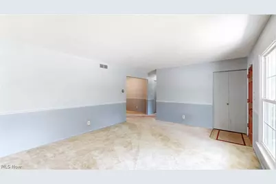 143 East Garwood Drive, Tallmadge, OH 44278 - Photo 4