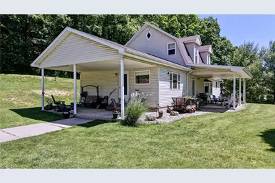 7736 Fort Laurens Road NW, Strasburg, OH 44680 - Photo 2