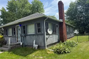 6011 Reynolds Rd, Mentor on the Lake, OH 44060 - Photo 4