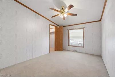 445 Pin Oak Circle, Elyria, OH 44035 - Photo 14