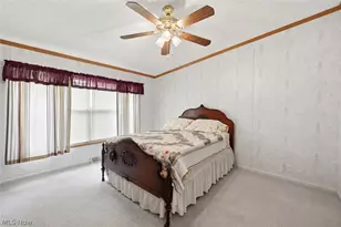 445 Pin Oak Cir, Elyria, OH 44035 - Photo 12