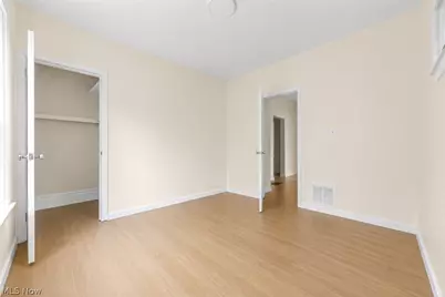 930 Johnston Street, Akron, OH 44306 - Photo 16