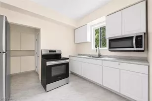 930 Johnston St, Akron, OH 44306 - Photo 12