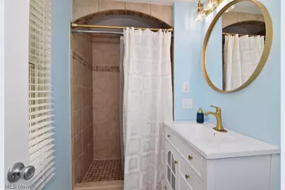 17615 Indian Hills Drive, Chagrin Falls, OH 44023 - Photo 22