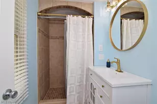 17615 Indian Hills Dr, Chagrin Falls, OH 44023 - Photo 22