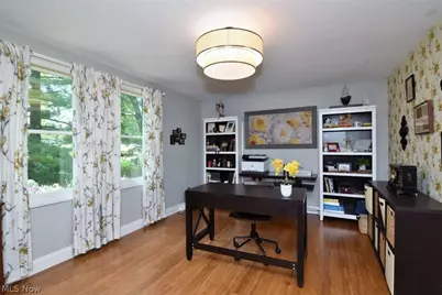 17615 Indian Hills Drive, Chagrin Falls, OH 44023 - Photo 4