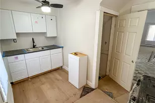 9800 Pratt Ave, Loveland, OH 44105 - Photo 22