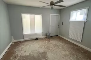 9800 Pratt Ave, Loveland, OH 44105 - Photo 16