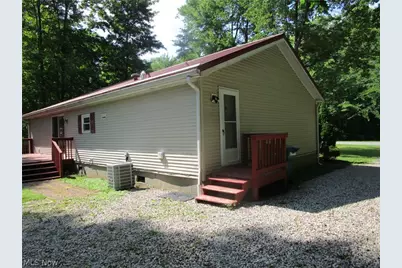 888 Long Shadow Lane, Roaming Shores, OH 44085 - Photo 34