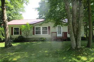 888 Long Shadow Ln, Roaming Shores, OH 44085 - Photo 2