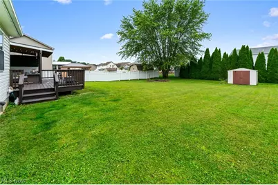 10460 Carrie Drive, New Middletown, OH 44442 - Photo 26