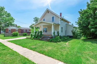 672 Jackson Street, Amherst, OH 44001 - Photo 2