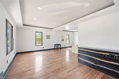 672 Jackson Street, Amherst, OH 44001 - Photo 4