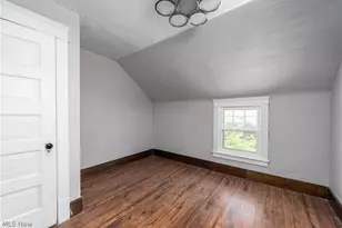 672 Jackson St, Amherst, OH 44001 - Photo 22