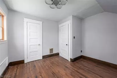 672 Jackson Street, Amherst, OH 44001 - Photo 24