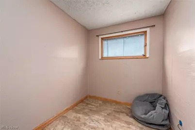 672 Jackson Street, Amherst, OH 44001 - Photo 12