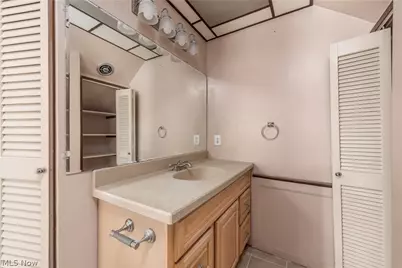 672 Jackson Street, Amherst, OH 44001 - Photo 20