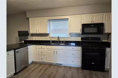 1742 Steese Road, Green, OH 44685 - Photo 14